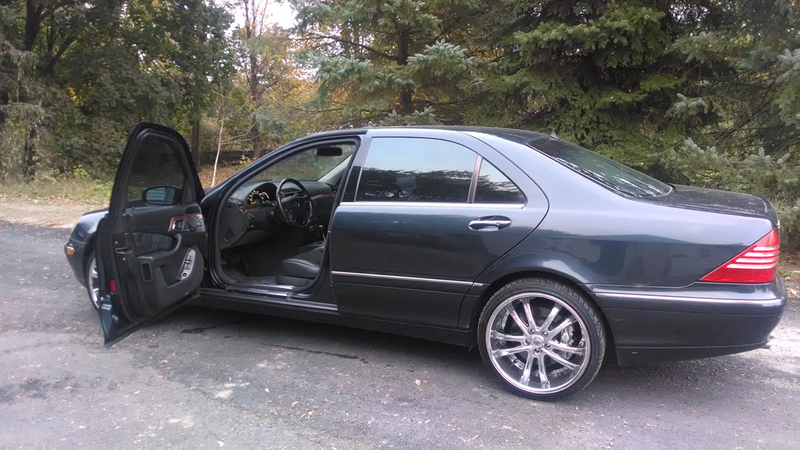 Illustration for article titled The 180 MPH Cheaper Sleeper: The story of my Mercedes S600 V12 TT